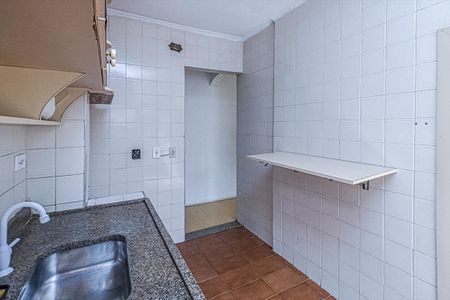 Apartamento para alugar com 60m², 2 quartos e 1 vagacozinha_4