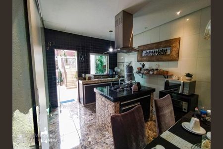 Casa à venda com 360m², 4 quartos e 3 vagasFoto 17