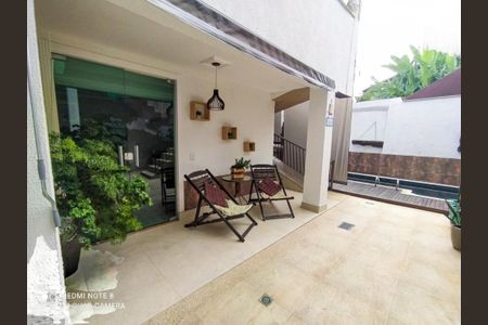 Casa à venda com 360m², 4 quartos e 3 vagasFoto 16