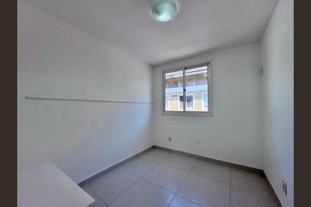 Casa de condomínio à venda com 163m², 4 quartos e 1 vagaQuarto 2