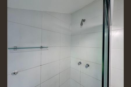 Casa de condomínio à venda com 163m², 4 quartos e 1 vagaSuíte 2 - Banheiro