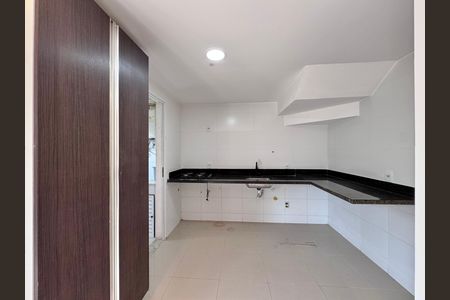 Casa de condomínio à venda com 163m², 4 quartos e 1 vagaCozinha
