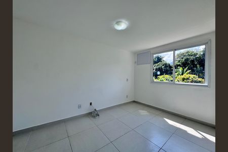 Casa de condomínio à venda com 163m², 4 quartos e 1 vagaSuíte 1