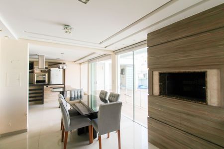 Casa à venda com 270m², 4 quartos e 2 vagasCozinha