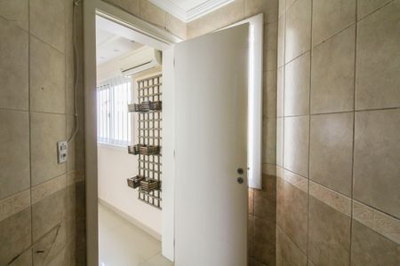 Casa à venda com 270m², 4 quartos e 2 vagasBanheiro 2