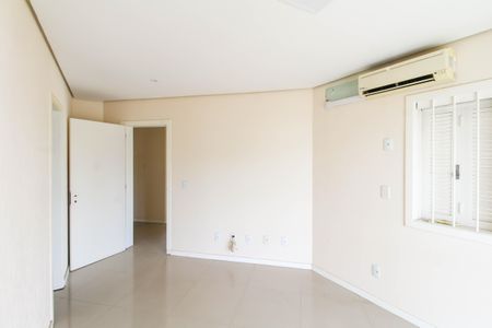 Casa à venda com 270m², 4 quartos e 2 vagasSuíte