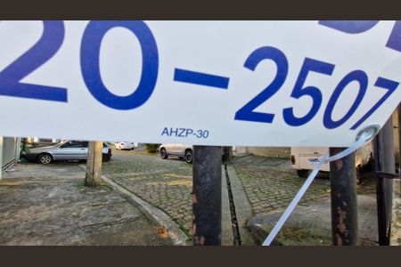 Casa à venda com 3 quartos, 177m² em Jordanópolis, São Paulo