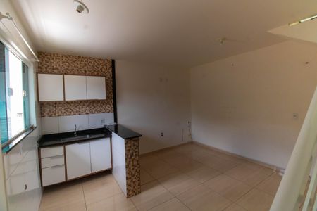 Sala de casa à venda com 1 quarto, 58m² em Itaipu, Niterói