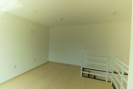 Casa à venda com 58m², 1 quarto e 1 vagaSuíte 