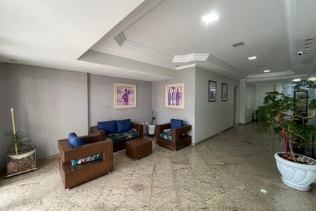 Apartamento para alugar com 82m², 3 quartos e 2 vagasHall social