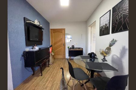 Apartamento à venda com 53m², 2 quartos e 1 vagaSala