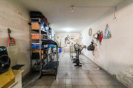 Casa à venda com 300m², 3 quartos e 2 vagasPorão