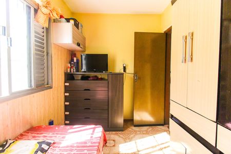 Casa à venda com 300m², 3 quartos e 2 vagasQuarto 2
