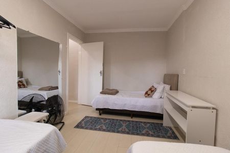 Casa para alugar com 120m², 2 quartos e 4 vagasQuarto 1