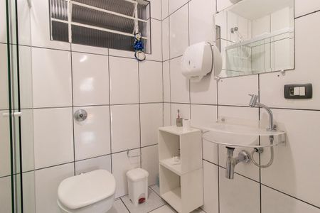 Casa para alugar com 120m², 2 quartos e 4 vagasBanheiro Social