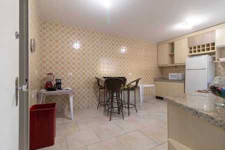 Casa para alugar com 120m², 2 quartos e 4 vagasCozinha - Armários