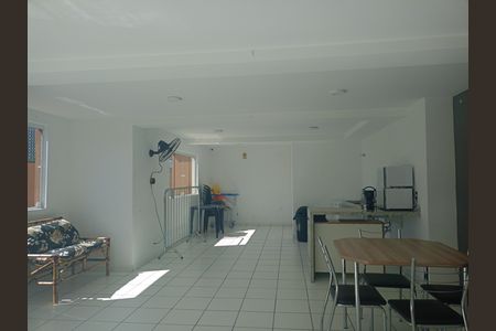 Apartamento para alugar com 42m², 2 quartos e sem vagaÁrea comum - Salão de festas