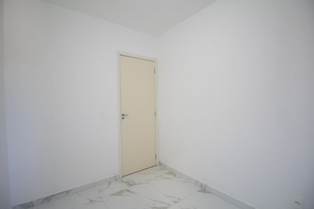 Quarto de apartamento para alugar com 2 quartos, 42m² em Jardim Umarizal, São Paulo