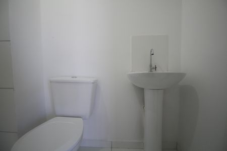 Apartamento para alugar com 42m², 2 quartos e sem vagaBanheiro