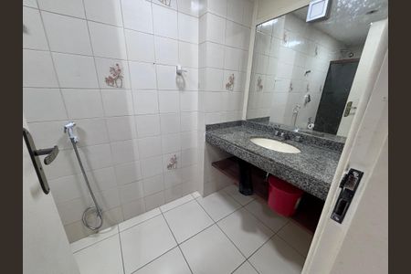 Apartamento à venda com 175m², 3 quartos e 1 vagaBanheiro do Quarto 1