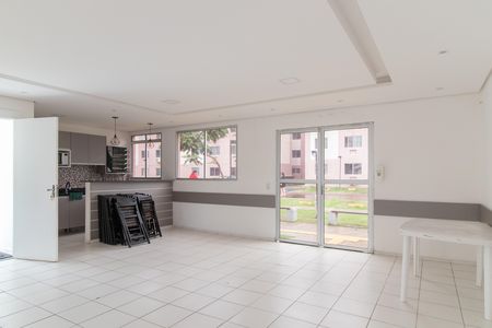 Apartamento para alugar com 40m², 2 quartos e 1 vaga Apartamento para alugar com 40m², 2 quartos e 1 vagaÁrea comum - Salão de festas