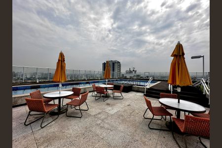 Apartamento para alugar com 47m², 1 quarto e 1 vagaPiscina