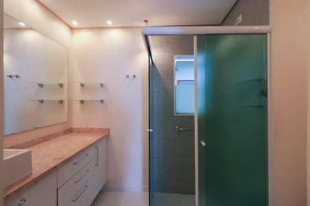 Apartamento à venda com 118m², 2 quartos e 1 vagaBanheiro da Suíte