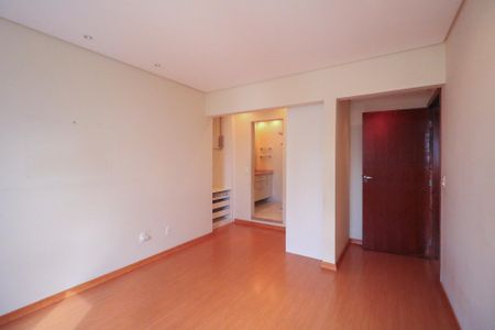 Apartamento à venda com 118m², 2 quartos e 1 vagaSuíte