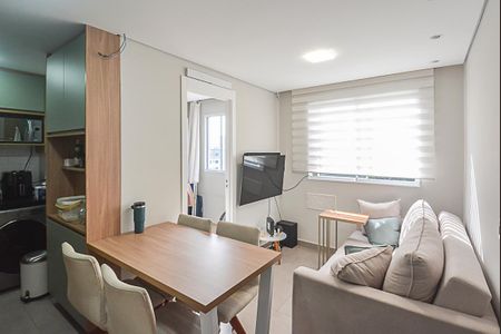Sala/Cozinha/Área de Serviço de apartamento para alugar com 2 quartos, 38m² em Parque Bristol, São Bernardo do Campo
