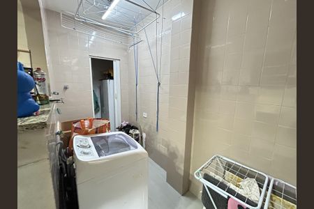 Casa de condomínio à venda com 70m², 2 quartos e sem vagaÁrea de Serviço