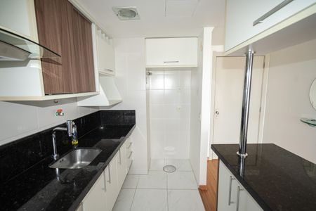 Apartamento para alugar com 60m², 2 quartos e 2 vagasCozinha