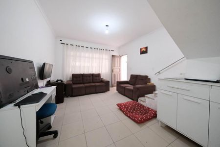 Sala de casa para alugar com 3 quartos, 120m² em Vila Dalila, São Paulo