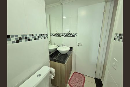 Apartamento para alugar com 96m², 2 quartos e 2 vagas Apartamento para alugar com 96m², 2 quartos e 2 vagasBanheiro da Suíte 1