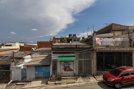 Vista Quarto 2 de casa para alugar com 3 quartos, 122m² em Conjunto Habitacional Castro Alves, São Paulo