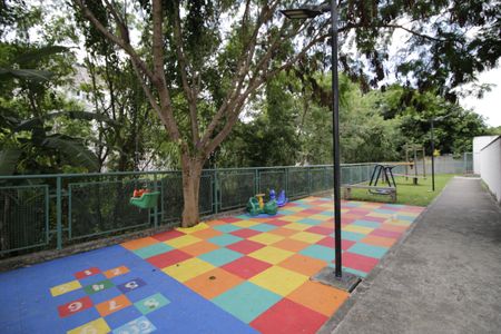 Apartamento à venda com 45m², 2 quartos e 1 vagaÁrea comum - Playground