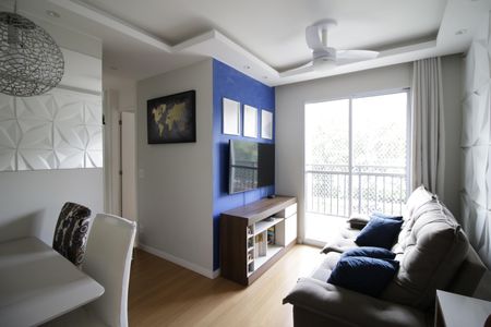 Sala de apartamento para alugar com 2 quartos, 45m² em Taquara, Rio de Janeiro