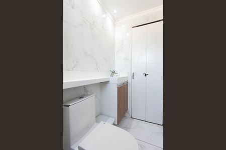 Apartamento à venda com 44m², 2 quartos e sem vagaBanheiro 