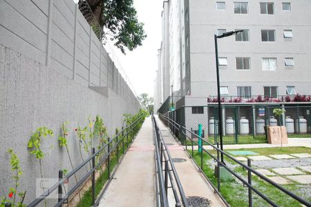 Apartamento à venda com 44m², 2 quartos e sem vagaÁrea comum - Entrada 
