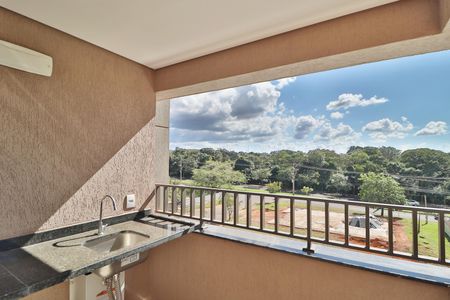 Apartamento para alugar com 67m², 2 quartos e 1 vagaSacada