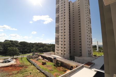 Apartamento para alugar com 67m², 2 quartos e 1 vagaVista