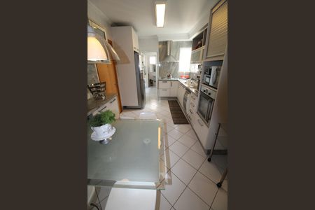 Apartamento para alugar com 158m², 4 quartos e 3 vagasCozinha