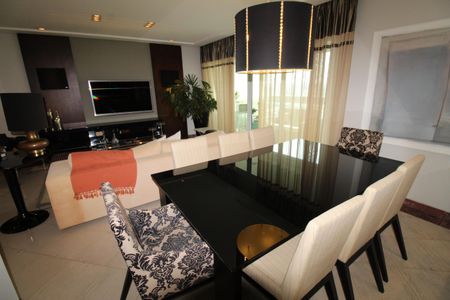 Apartamento para alugar com 158m², 4 quartos e 3 vagasSala