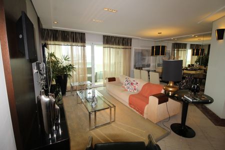 Apartamento para alugar com 158m², 4 quartos e 3 vagasSala