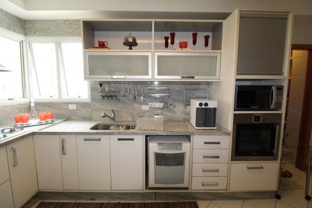 Apartamento para alugar com 158m², 4 quartos e 3 vagasCozinha