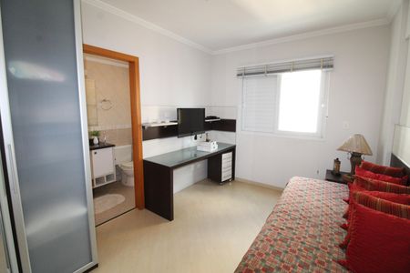 Apartamento para alugar com 158m², 4 quartos e 3 vagasSuíte