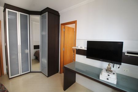 Apartamento para alugar com 158m², 4 quartos e 3 vagasSuíte