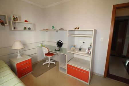 Apartamento para alugar com 158m², 4 quartos e 3 vagasQuarto 2