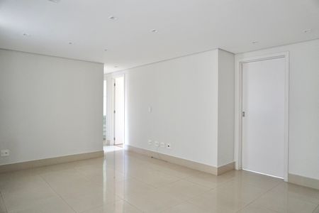 Apartamento para alugar com 76m², 3 quartos e 2 vagas