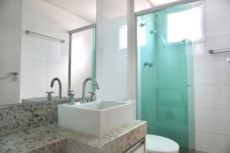 Apartamento para alugar com 76m², 3 quartos e 2 vagas