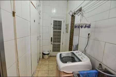 Apartamento à venda com 86m², 3 quartos e 1 vagaÁrea de Serviço